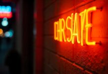 Underwriter Jobs Requirements: Skills & Qualifications